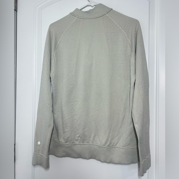 Lululemon Men’s Beige Textured Waffle Pullover Quarter Zip Sweater size small - Picture 5 of 15